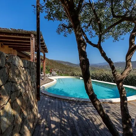 Leone With Pool & Views, Newly Furnished Chia