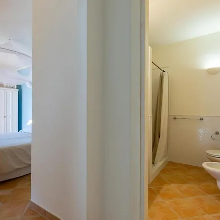 Leone With Pool & Views, Newly Furnished