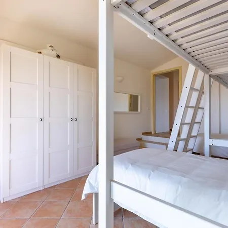 Leone With Pool & Views, Newly Furnished * شيا