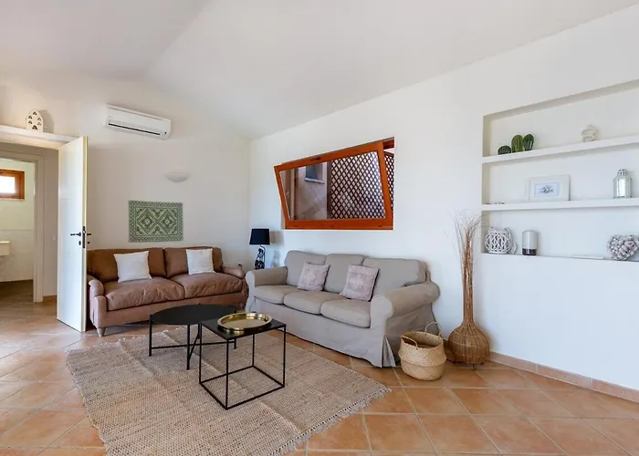 Leone With Pool & Views, Newly Furnished