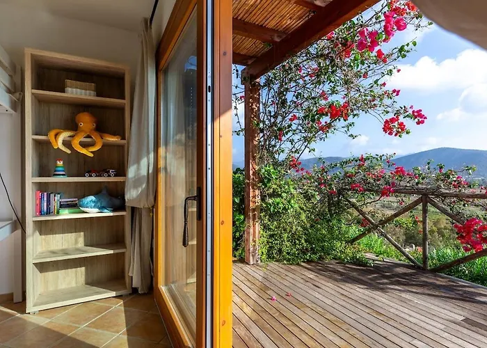 Nyaraló Leone With Pool & Views, Newly Furnished *